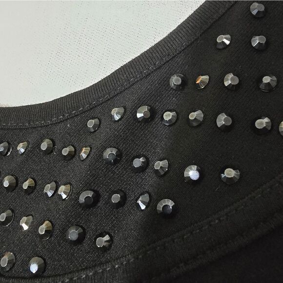 🌿"Philosophy" black top with beads, size Medium. Vintage design. - Picture 5 of 9